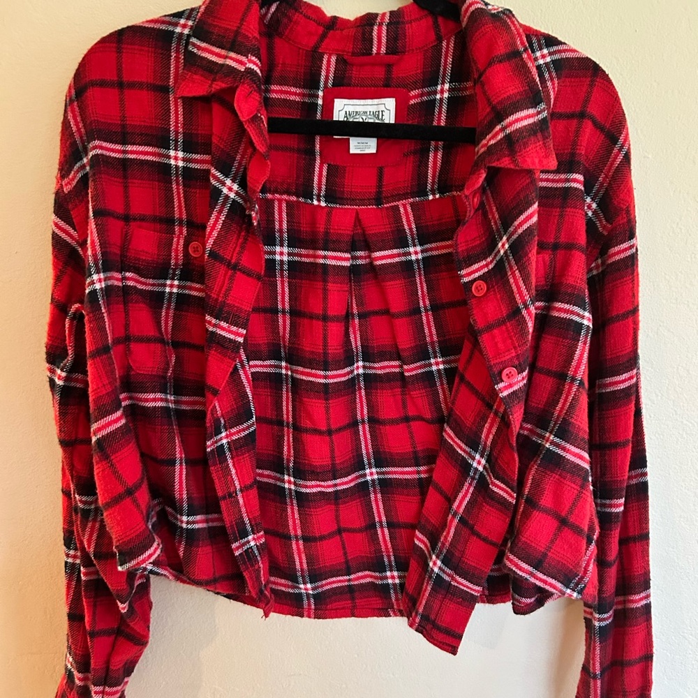 American Eagle Red Plaid Button-Up Cropped Flannel